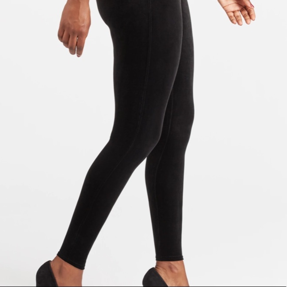 Spanx Velvet Leggings (black)